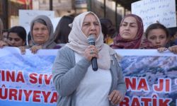 مسيرة في كوباني تنديداً بمجازر الساحل السوري